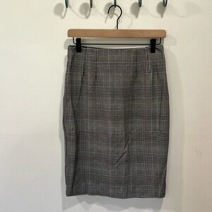 Amanda & Chelsea Pencil Skirt
